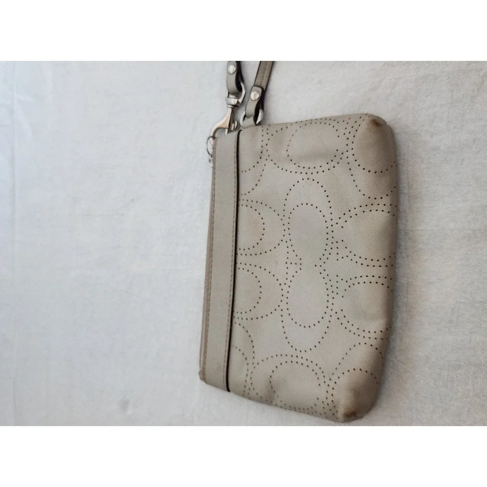 Coach Leather Punched C Logo Signature Wristlet Pouch Clutch Taupe Gray